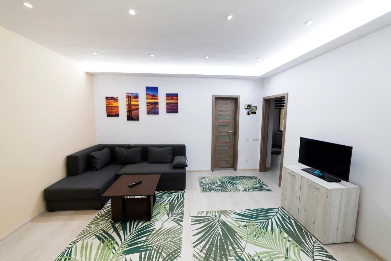 Central Apartment- Shumi'S Kaloşvar Dış mekan fotoğraf