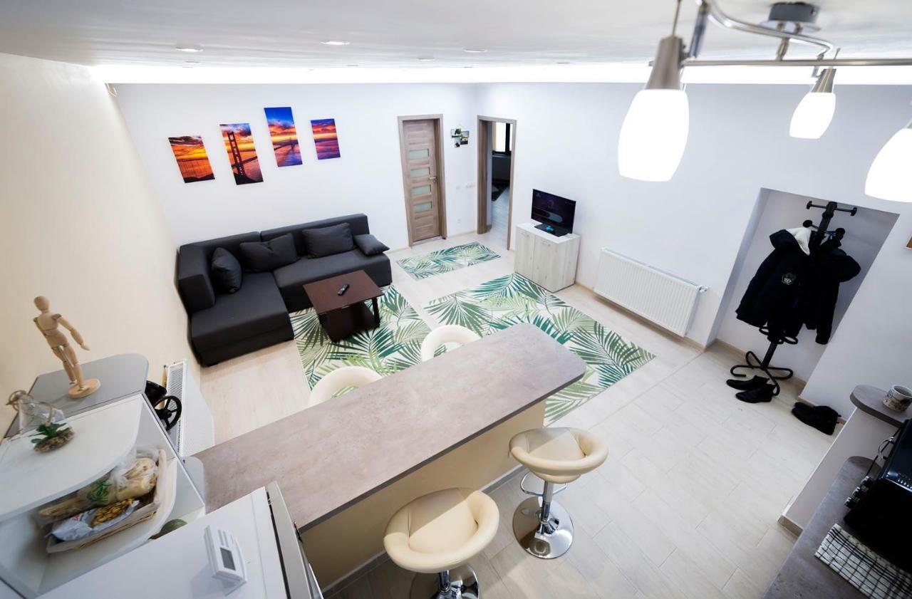 Central Apartment- Shumi'S Kaloşvar Dış mekan fotoğraf
